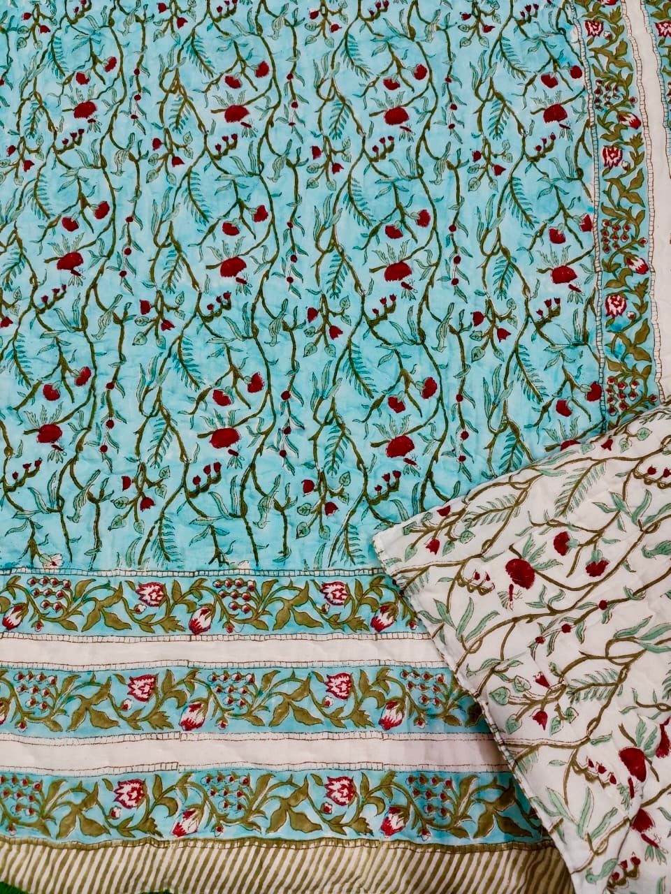 FLORA HANDBLOCK PRINT PURE MULMUL COTTON QUILT