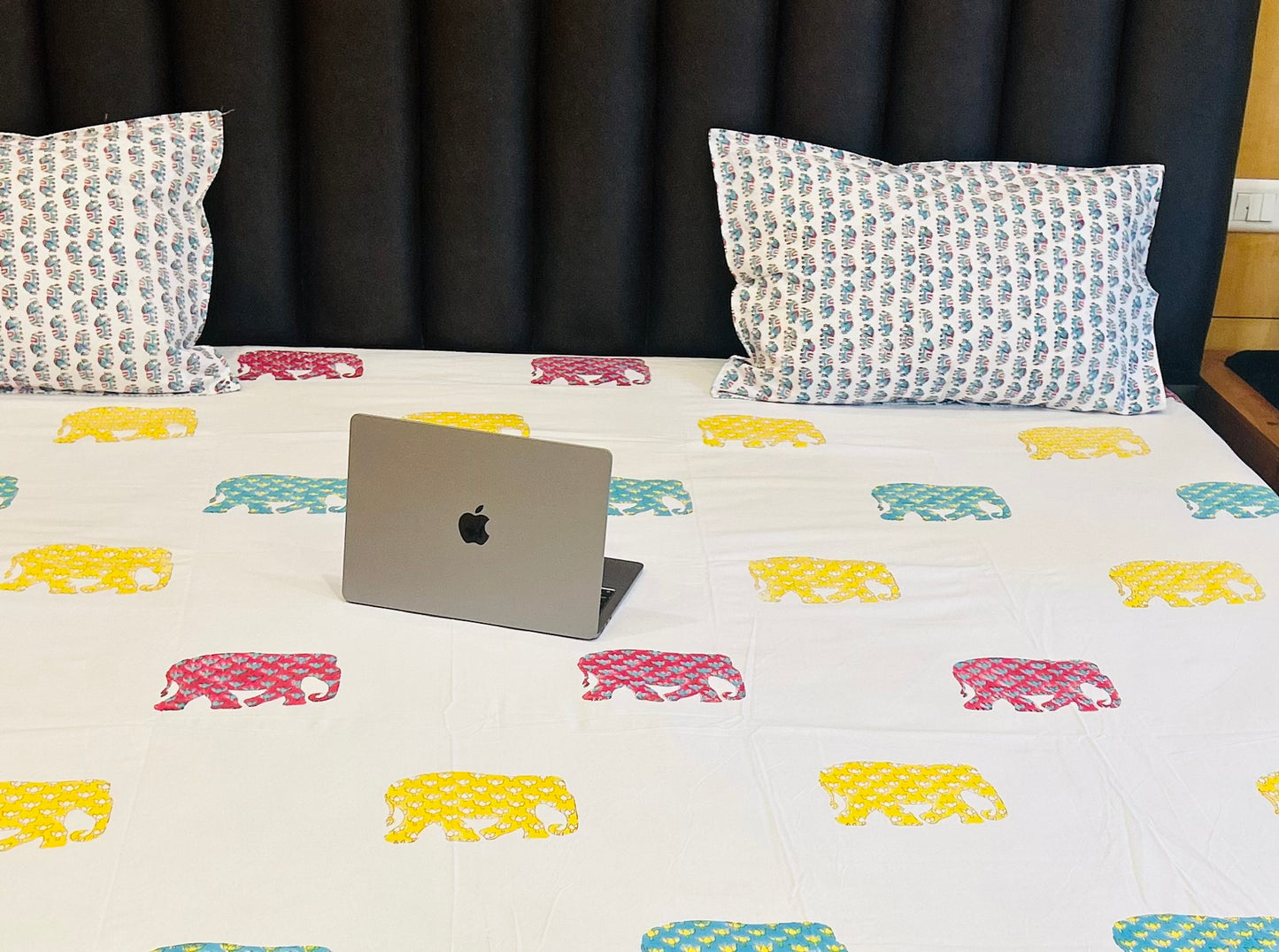 ELEPHANT GALORE HANDBLOCK BEDSHEET