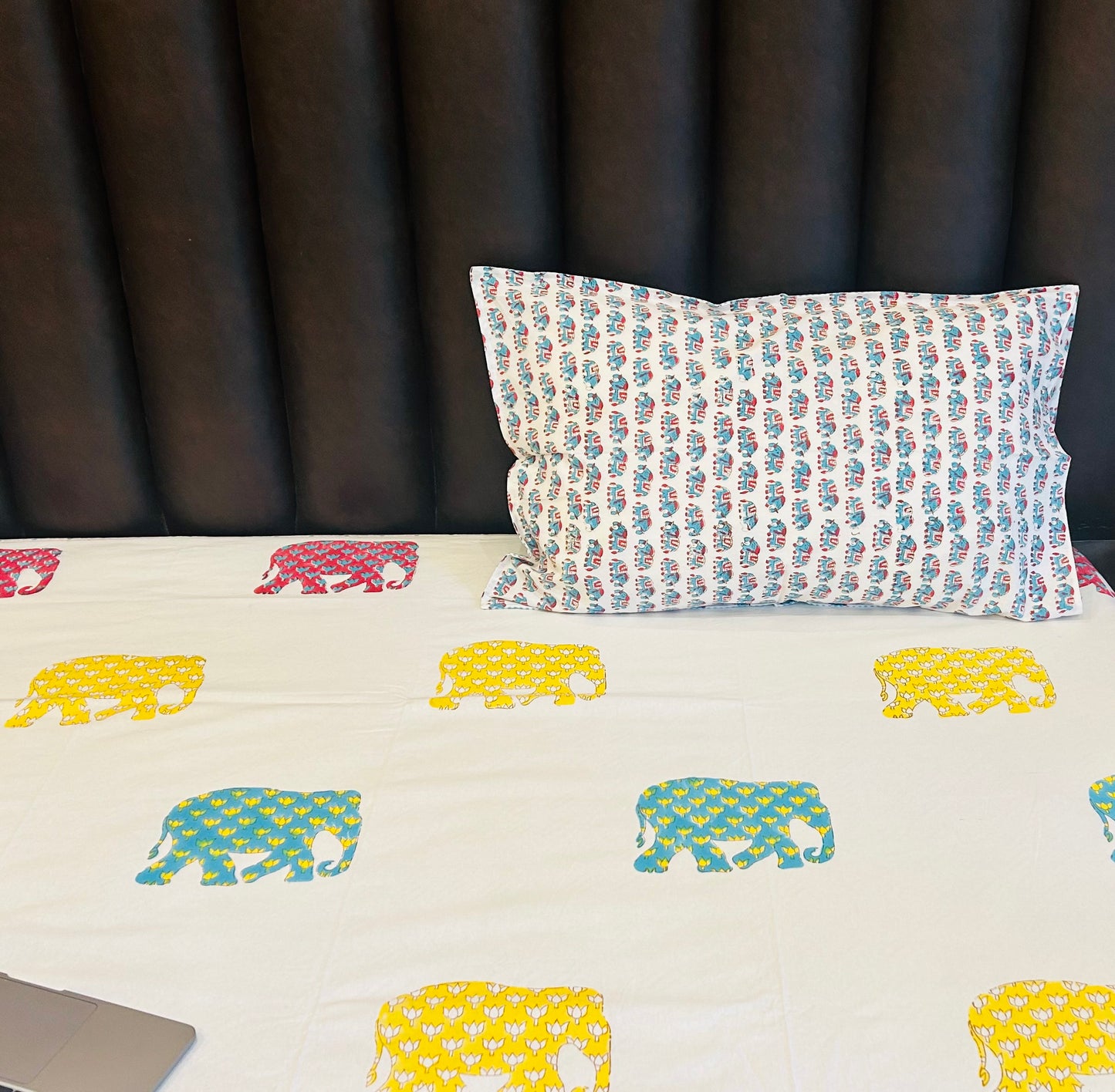 ELEPHANT GALORE HANDBLOCK BEDSHEET