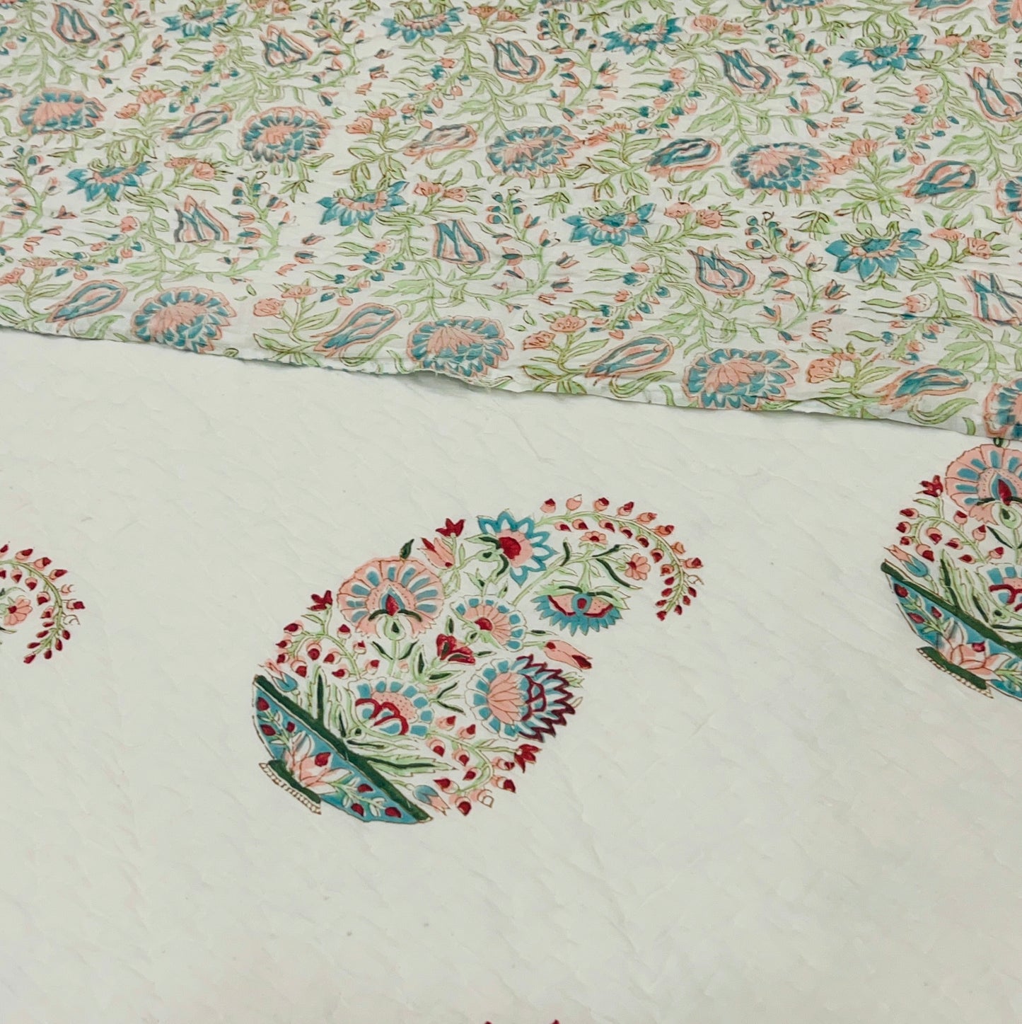 CHAMPA MAHAL HANBLOCK PRINT PURE MULMUL COTTON QUILT