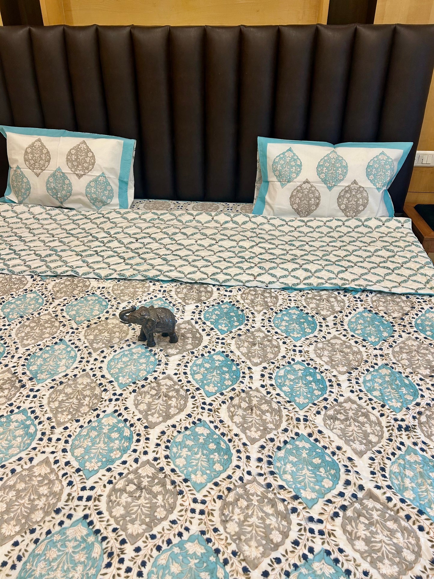 SHADES OF JAIPUR HANBLOCK PRINT PURE MULMUL COTTON QUILT