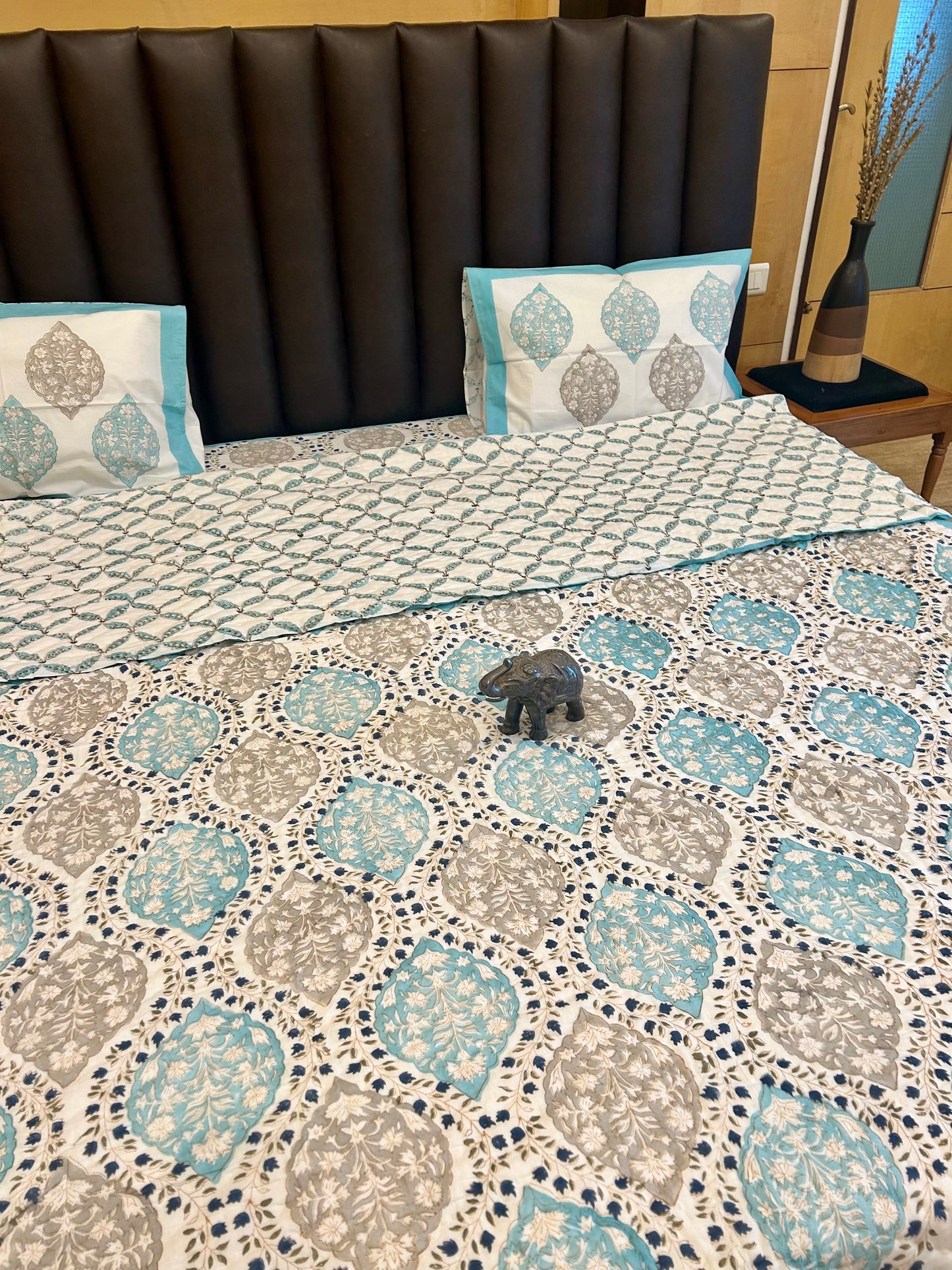 SHADES OF JAIPUR HANBLOCK PRINT PURE MULMUL COTTON QUILT