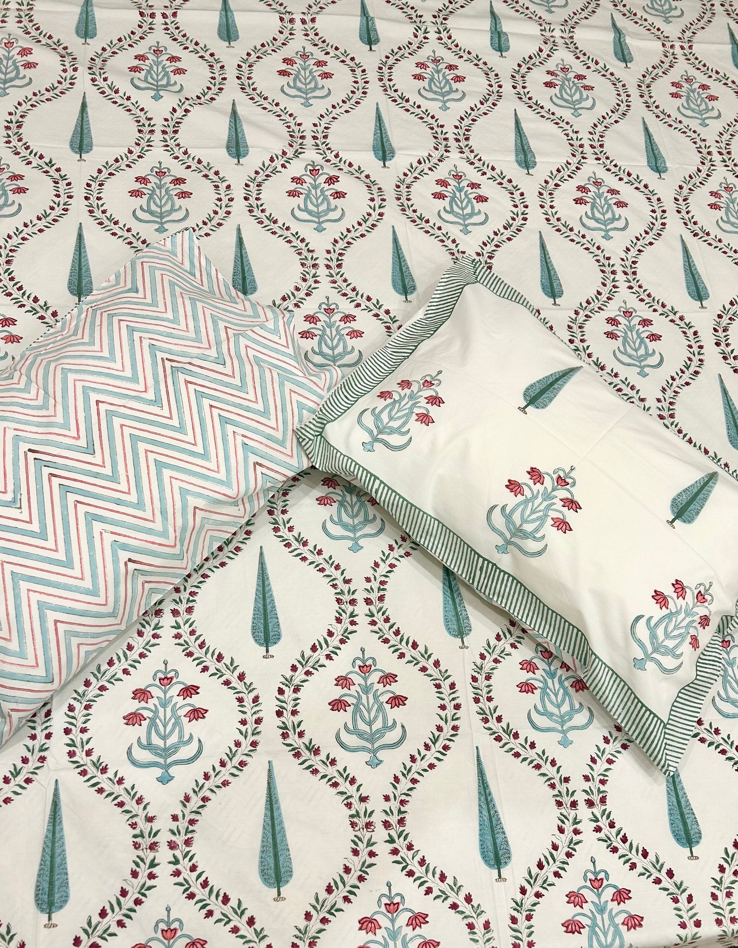 Blooming Haveli Handblock bedsheet