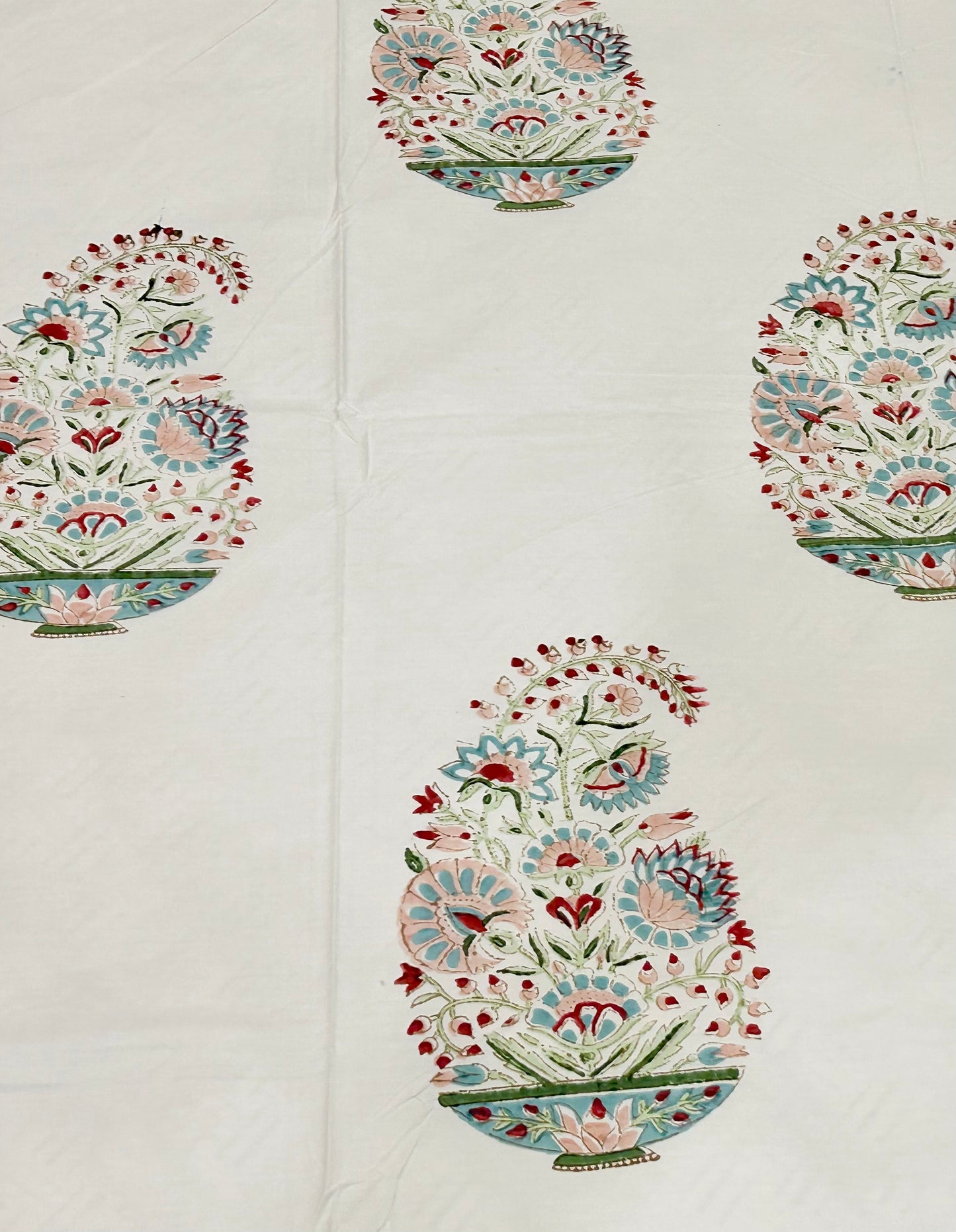 CHAMPA MAHAL HANBLOCK PRINT PURE MULMUL COTTON QUILT
