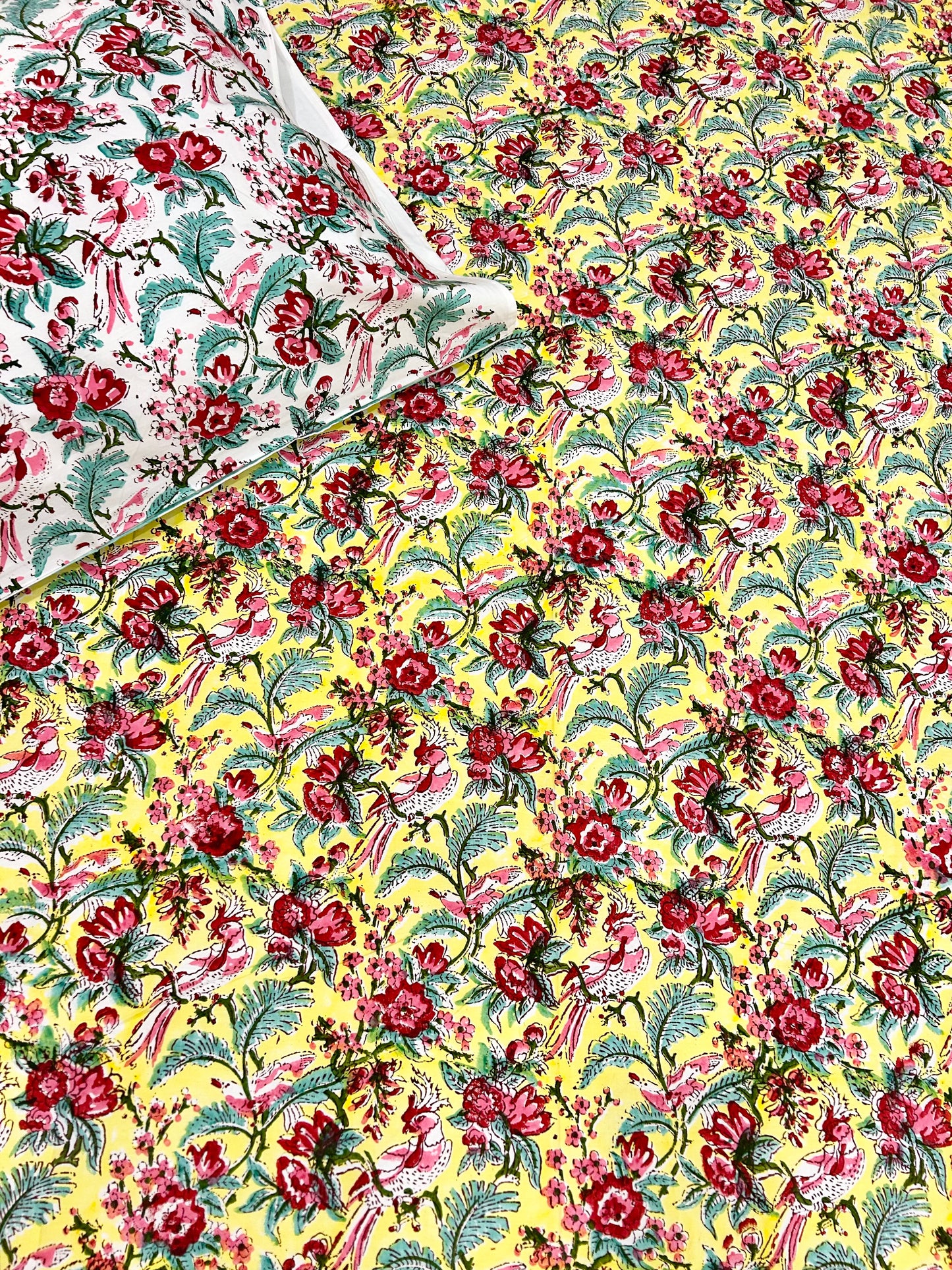 PARROT'S PARADISE HANDBLOCK BEDSHEET