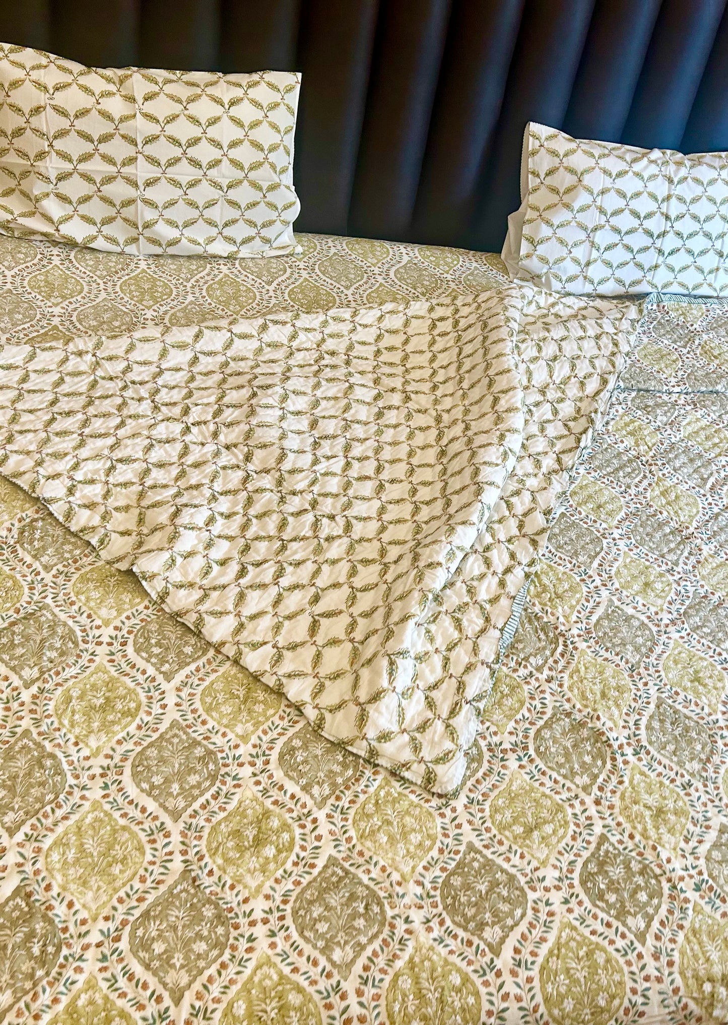 HANDBLOCK PRINT PURE MULMUL COTTON QUILT
