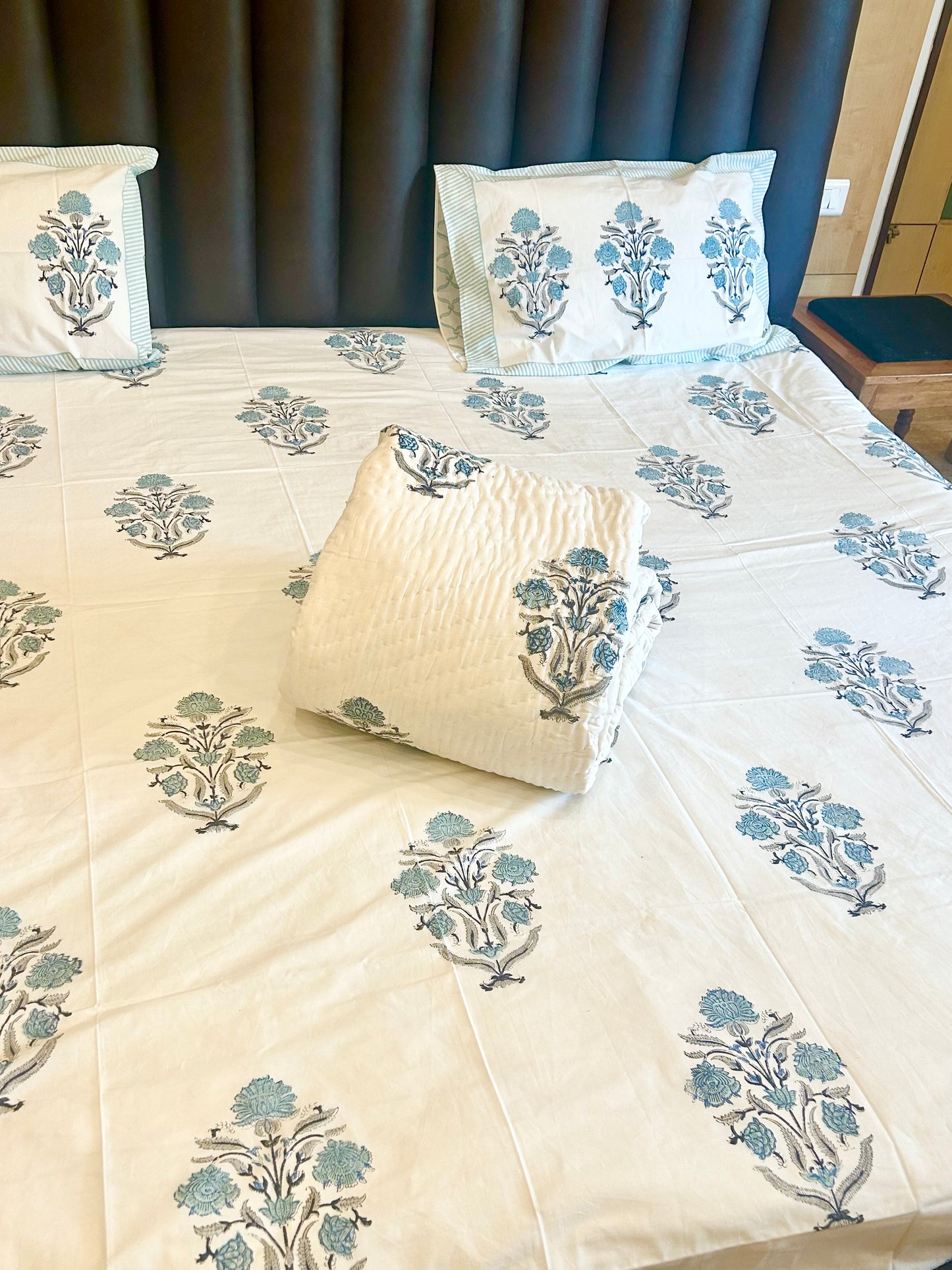 HANDBLOCK PRINT PURE MULMUL COTTON QUILT