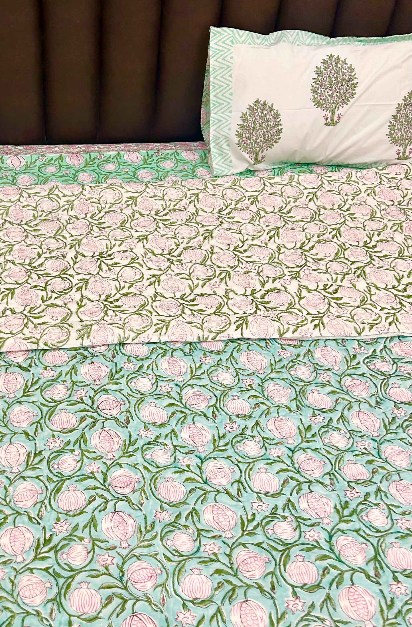 HANDBLOCK PRINT PURE MULMUL COTTON QUILT