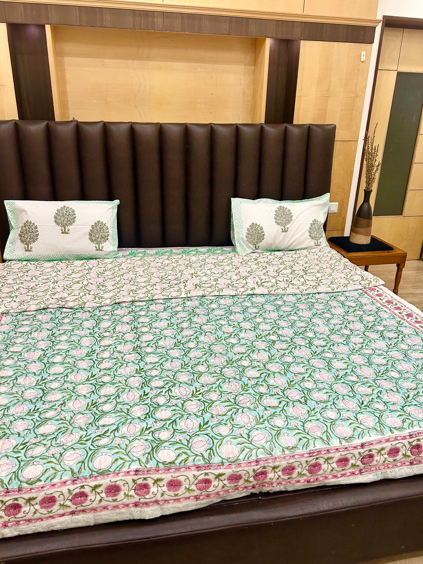 HANDBLOCK PRINT PURE MULMUL COTTON QUILT