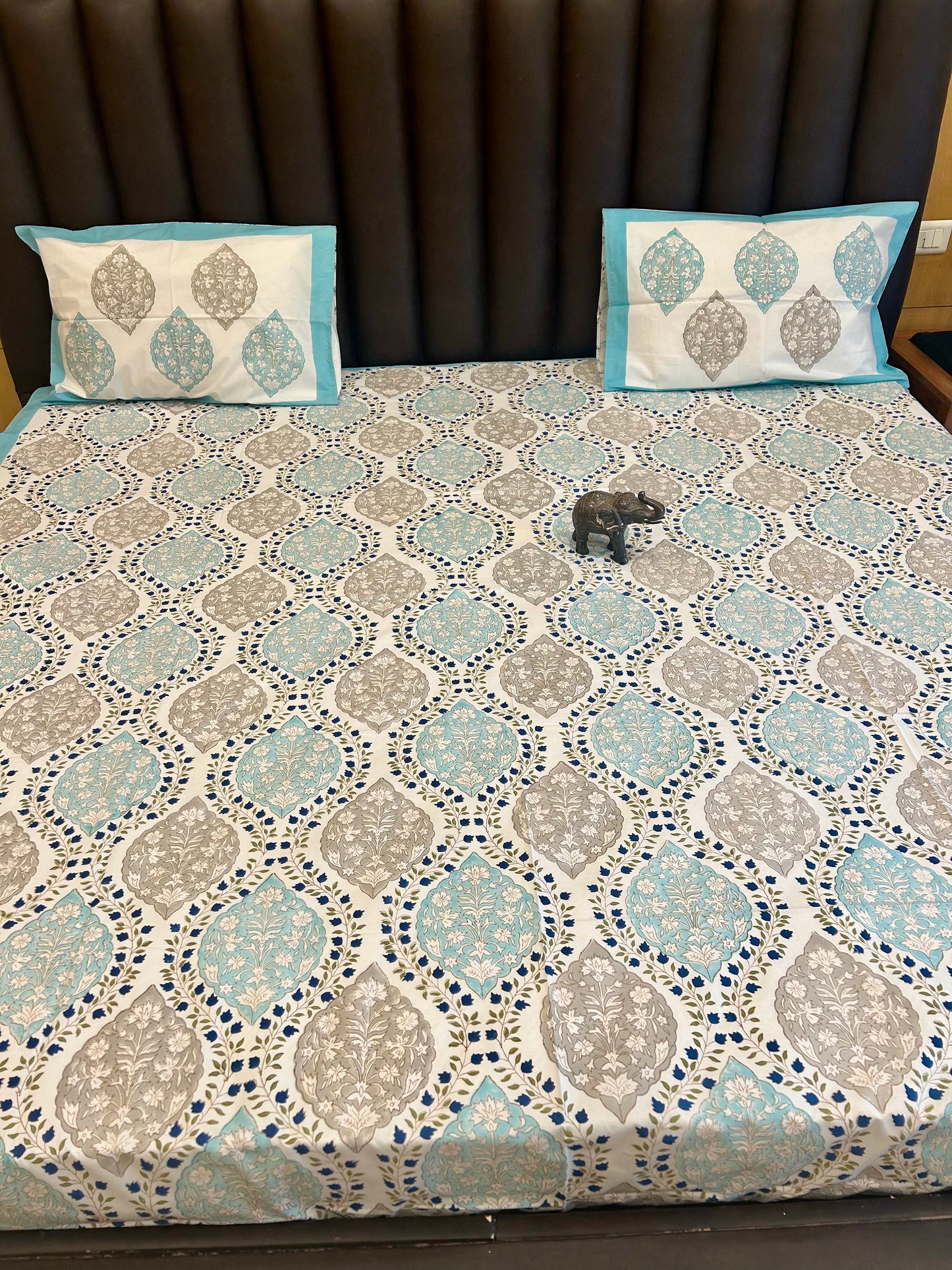 SHADES OF JAIPUR HANDBLOCK BEDSHEET