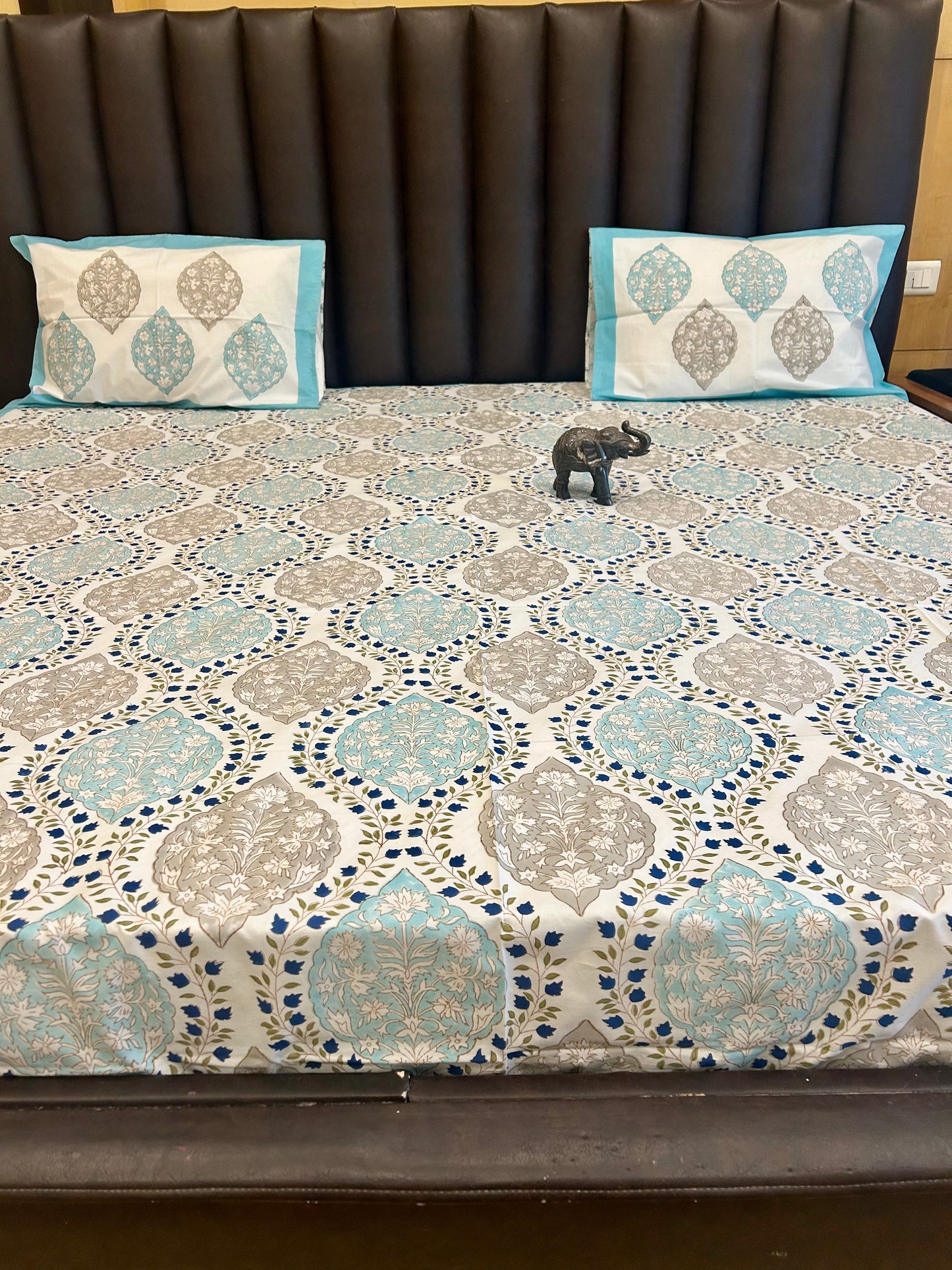 SHADES OF JAIPUR HANDBLOCK BEDSHEET