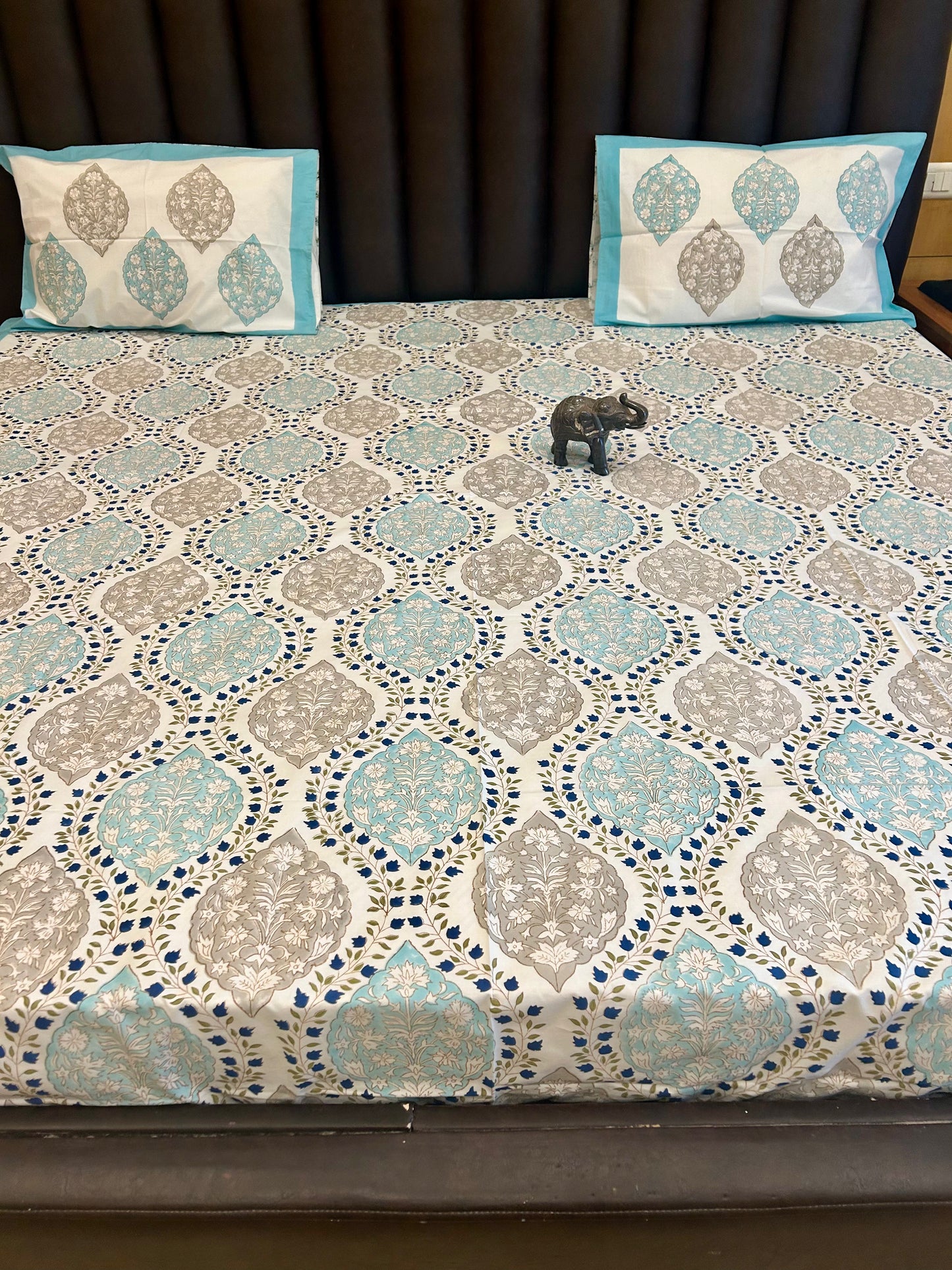 SHADES OF JAIPUR HANDBLOCK BEDSHEET