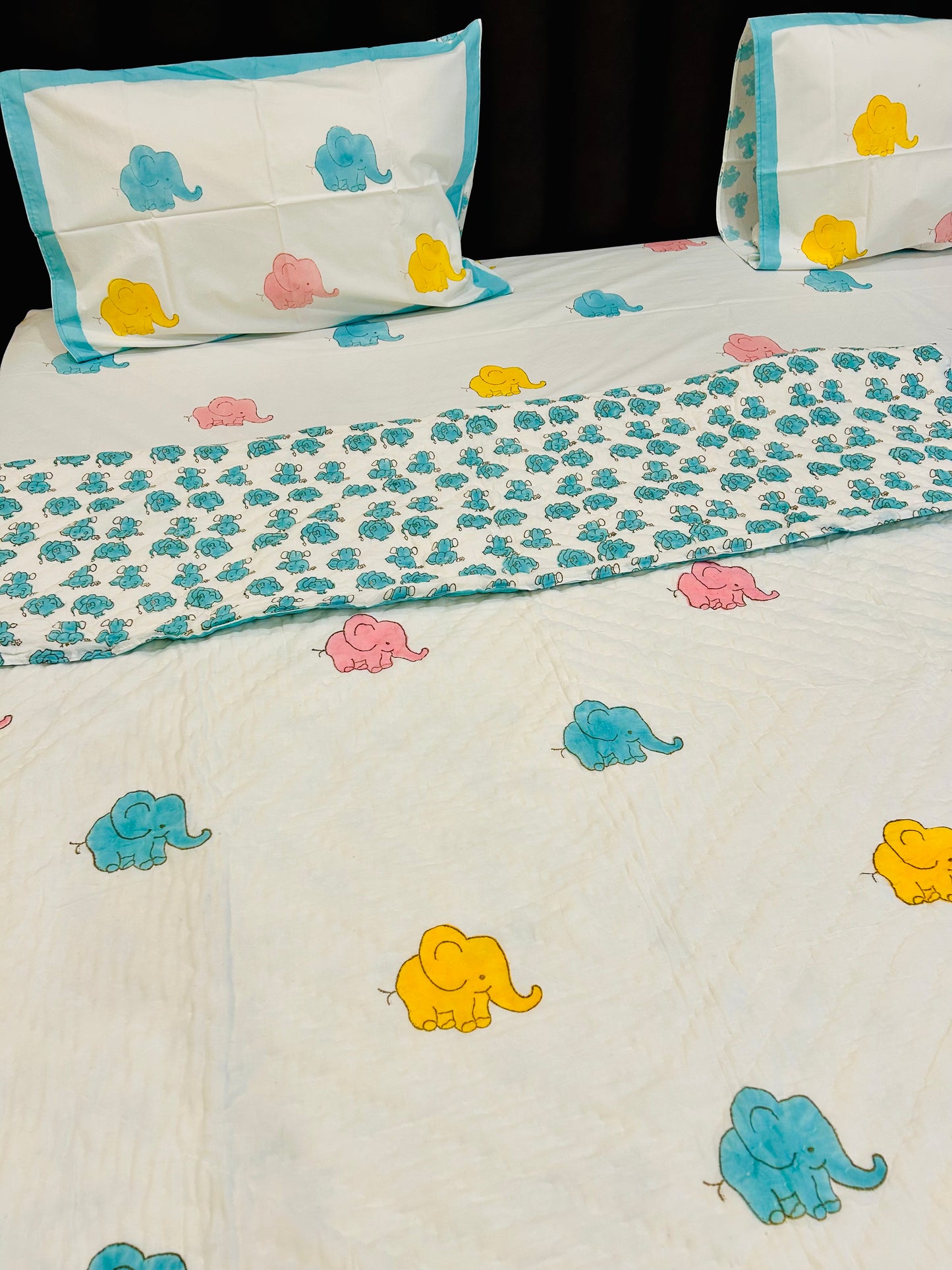 PLAYFUL BABY ELEPHANT PURE HANDBLOCK MULMUL COTTON QUILT