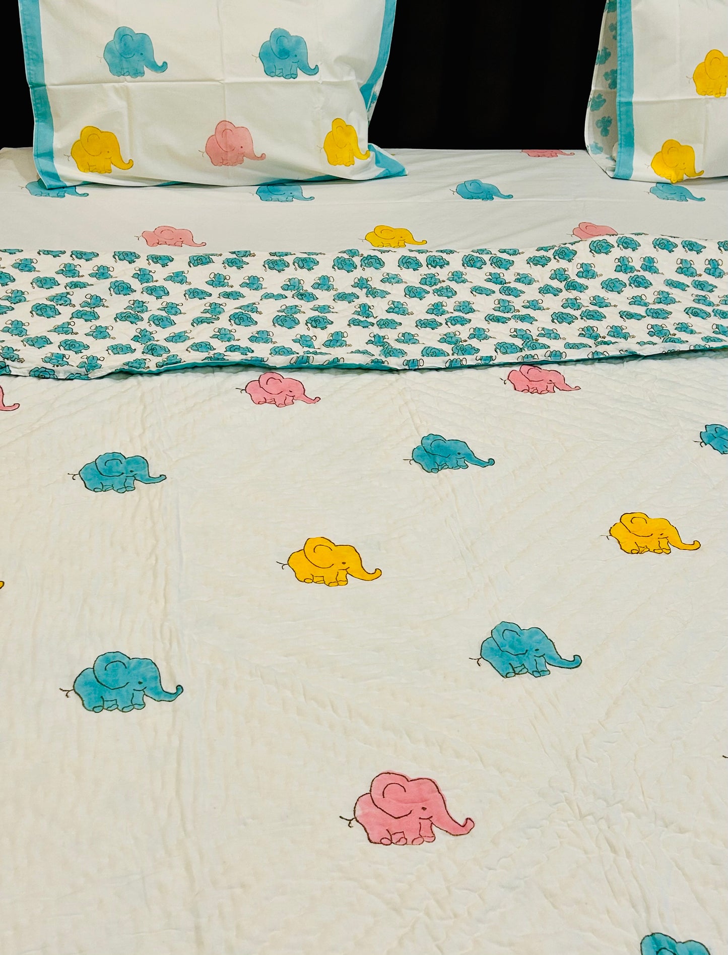 PLAYFUL BABY ELEPHANT PURE HANDBLOCK MULMUL COTTON QUILT