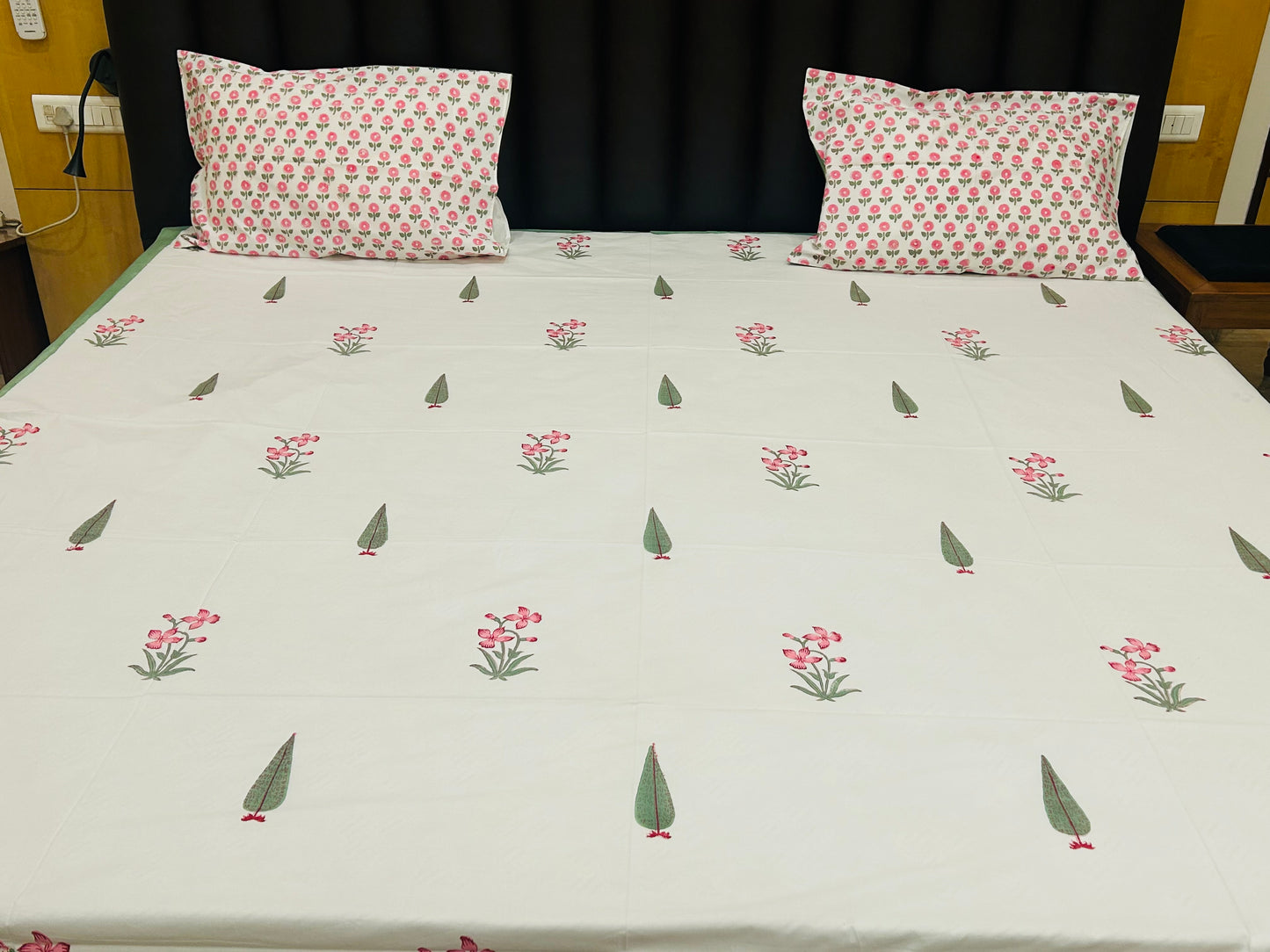 PINK FLORAL PARADISE HANDBLOCK BEDSHEET