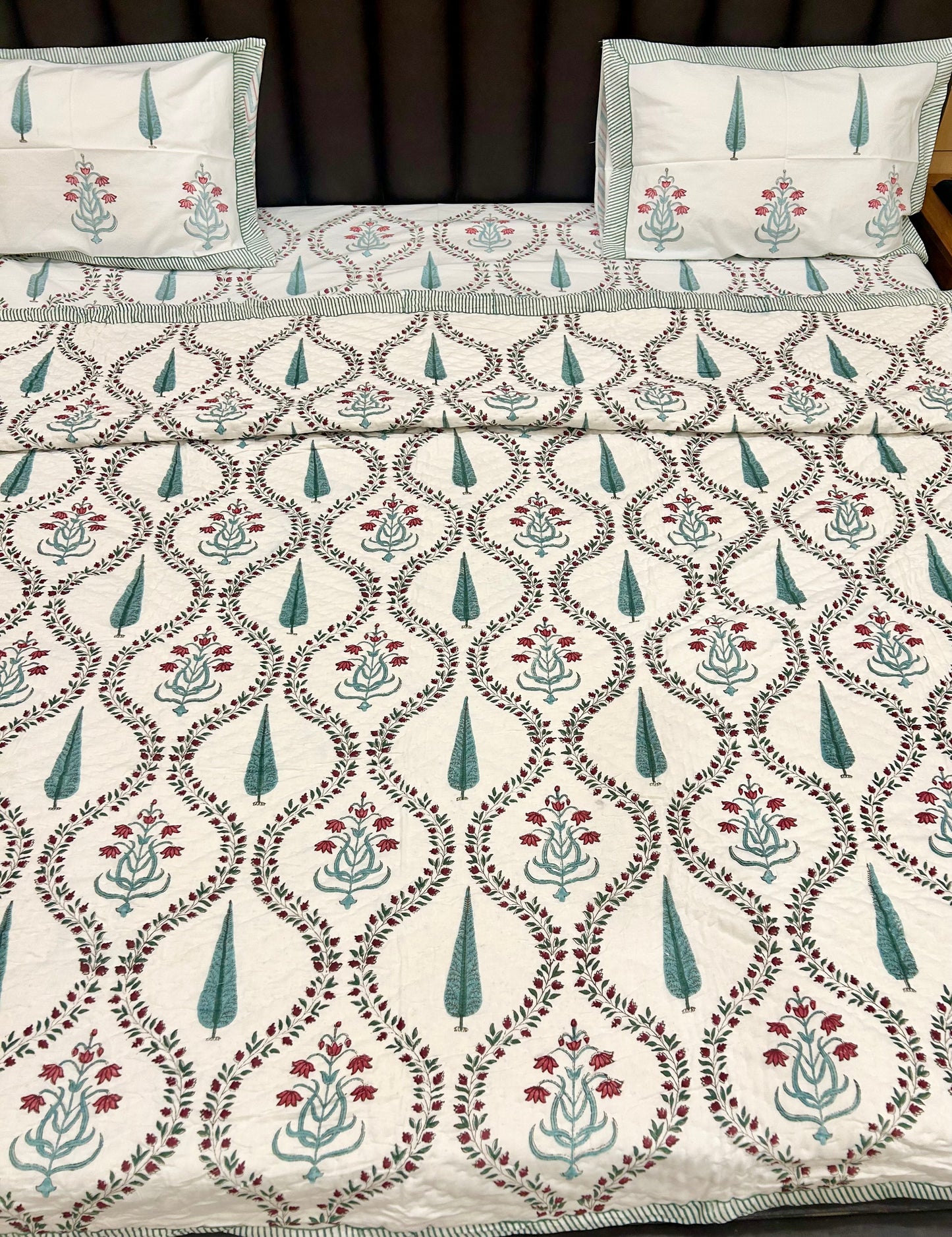 BLOOMING HAVELI PURE HANDBLOCK MULMUL COTTON QUILT